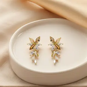 Swyii Elegant Leaf Tassel Earrings for Women for Party, Design Drop Earring, Fashion High Quality Jewelry, Non Tarnish, Sparkle Into 2026, Wife & Girlfriend Holiday Gift Ideas, New Year Pretty Studs