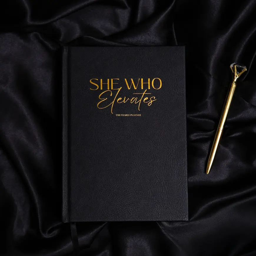 She Who Elevates Yearly Undated Planner Inspirational Pages Monthly Overview For Women Inspirational Organization Career & Self-Help Book for Personal Development Change New Year Planner