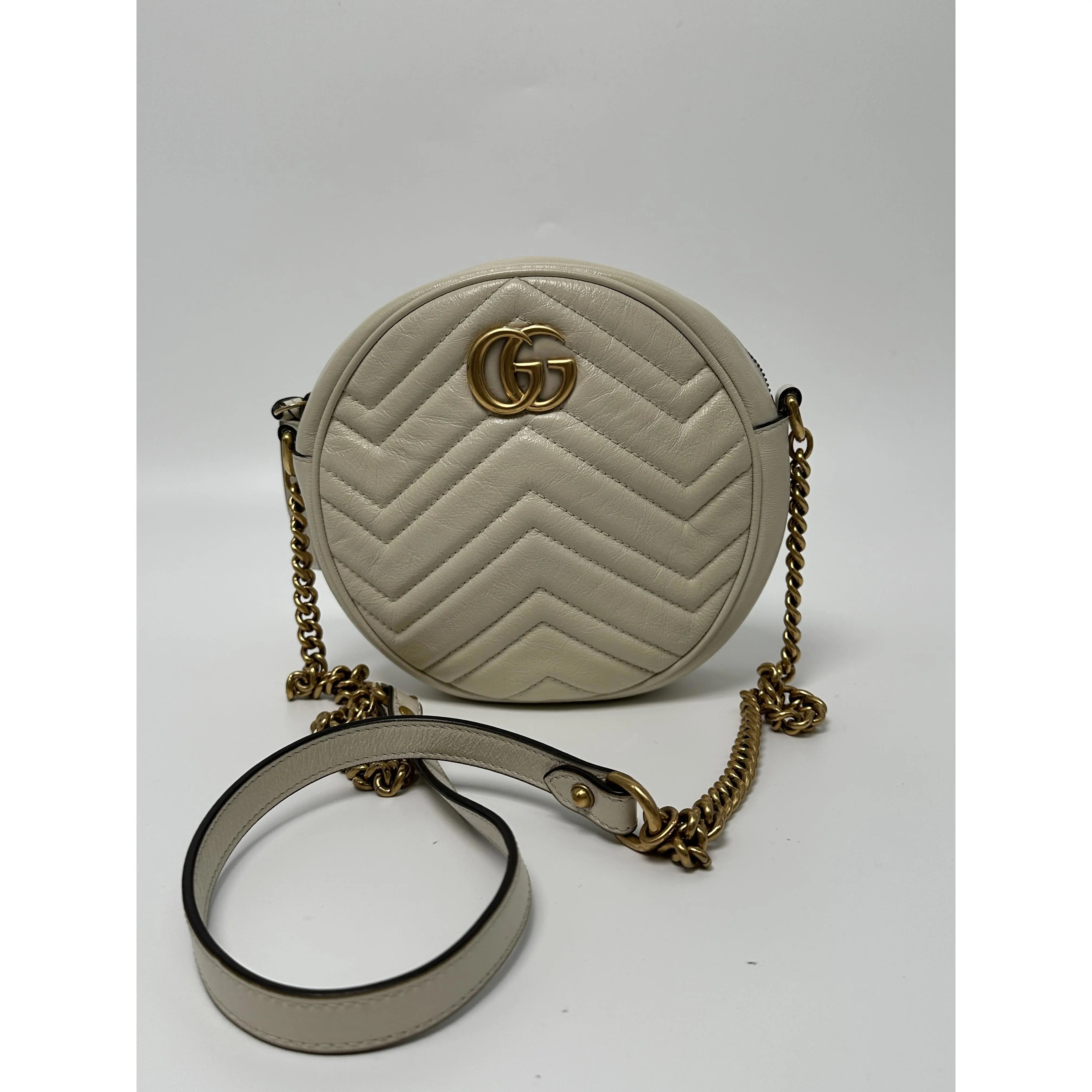 Pre-owned GUCCI leather Crossbody Bags GG Marmont Mini Round Crossbody Bag White ZS033GG
