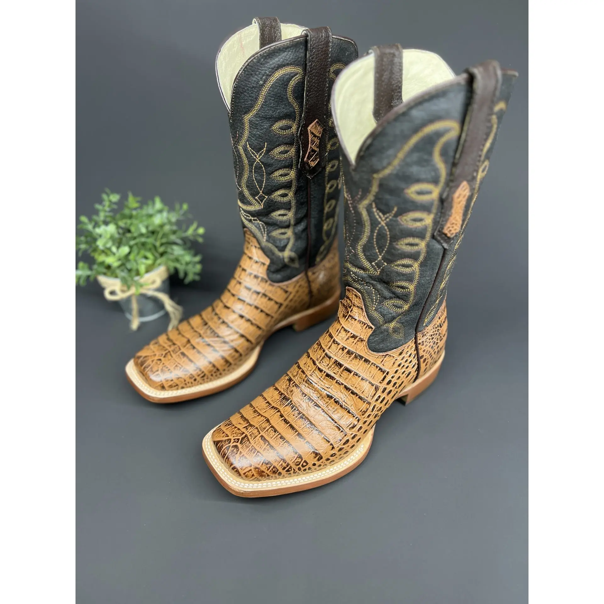 Men Cowboy Print Coco Belly Cognac Men Cowboy Print Coco Belly Cognac