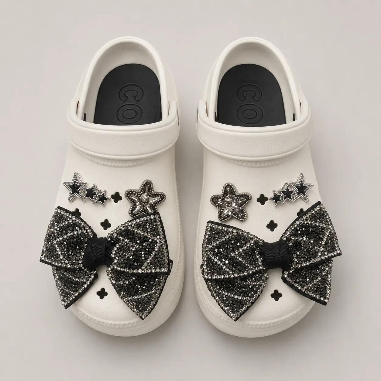 Women’s Rhinestone Bow Platform Clogs, White Slip-On Garden Shoes with Star Charms, Chunky Wedge Sole, Convertible Back Strap, Ventilated Closed Toe Casual Sandals for Indoor Outdoor Wear