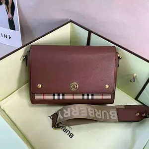 Pre-owned BURBERRY Note Brown with multicolor checkered coated canvas with cowhide medium size C8355993160