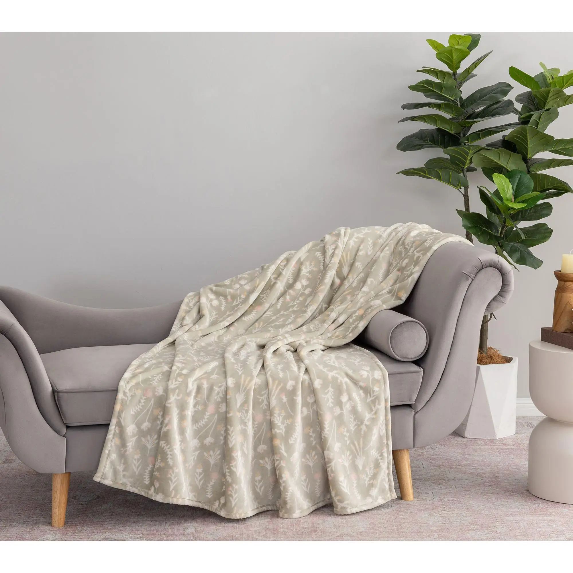 Berkshire 60x70 Garden Collection Velvetsoft Throw