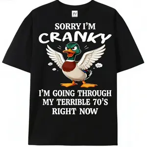 Fun 70s Duck Print T-Shirt, 100% Cotton Casual Crew Neck Wear, Unisex Couple's Fashion Top, Adorable Retro Style, The Best Holiday Gift for Him, The Perfect Gift for Her, Ideal Present for Boyfriend, Girlfriend, Husband, or Wife