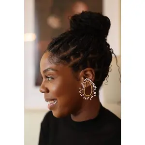 JARI EARRING