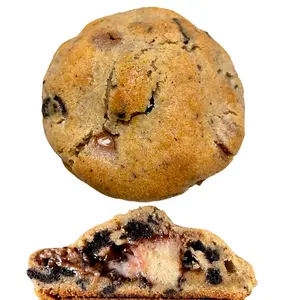 Choco-Berry Cake Gourmet Cookie | Stuffed