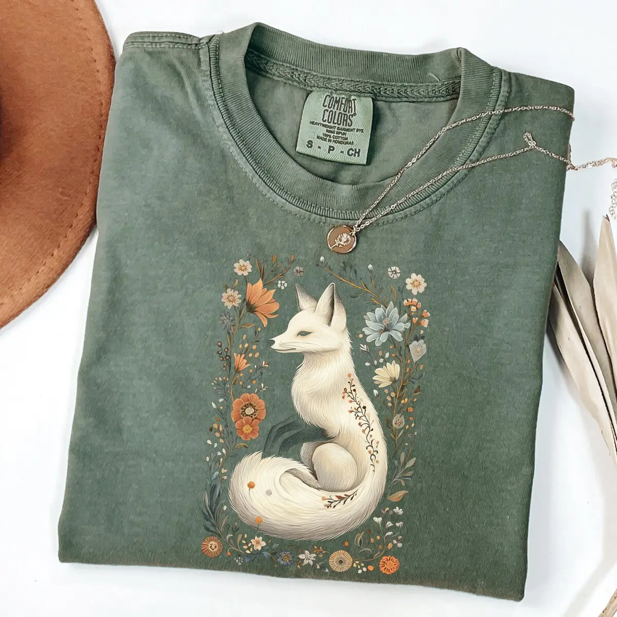 WHITE FOX Men's Relaxed-Fit Arctic Fox Graphic Tee, Soft Cotton T-Shirt with Cottagecore Floral and Ribbed Round Neck, Lightweight, Fabric, Print, Casual, Medium Sleeves, Tops, Classic, Unisex, Menswear, Basic,Holiday, Vibrant Print, All Seasons, Loose-Fi