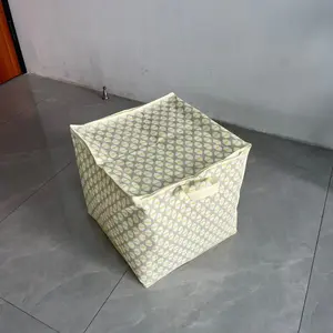 Large 220L Storage Bag, Multifunctional Organizer for Bedding, Clothes, Underwear, Lightweight Portable Design with Zipper, Fabric Structure, Durable Storage Organizer