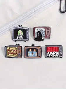 1pc Horror Movie Series Enamel Pins, Vintage Cute Durable Alloy Brooches, Punk Gothic Motifs Lapel Badges, Daily Wear Jewelry Gifts for Fans and Friends