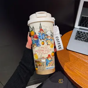 Coffee mug ~ 530 ml / 17.92 oz insulated mug，Paddington Bear with Marmalade Sandwich & London Skyline Pattern PrintDouble-walled, leak-proof, travel mug with handle; perfect for coffee lovers, art enthusiasts, sports enthusiasts, and those seeking a gift.