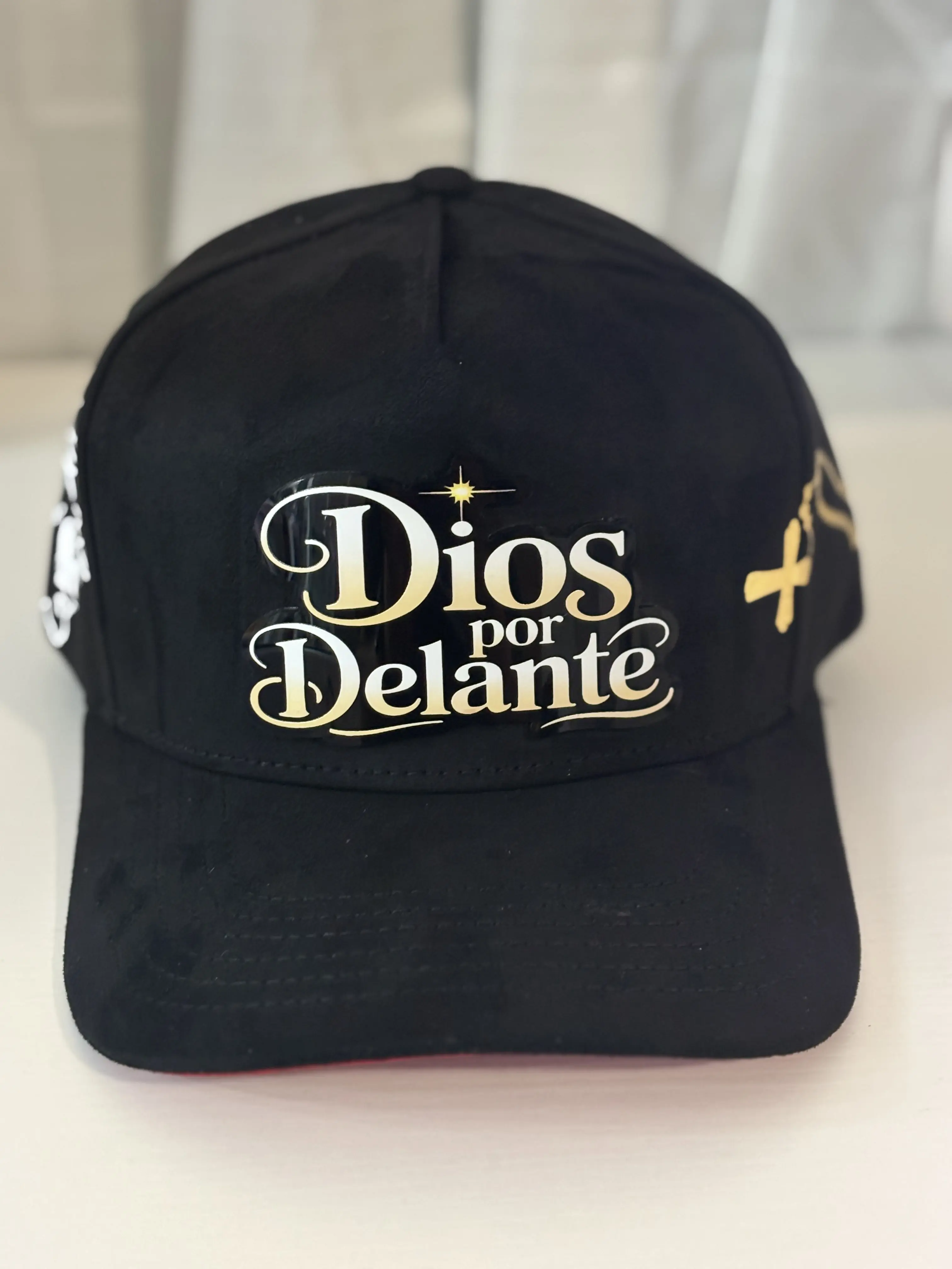 Dios Por Delante Sports Collectible Headwear