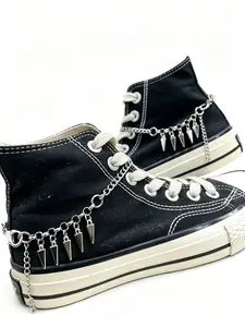 2pcs Punk Spike Rivet Shoe Chains, Sweet Cool Style Personalized Accessories, Compatible with Canvas Shoes, DIY Shoe Modification Decorations