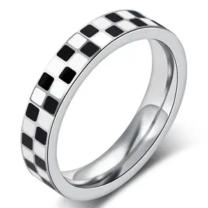2025 Trendy Stackable Checkered Rings For Women - Waterproof & Tarnish-free Stainless Steel (sizes 6-10)