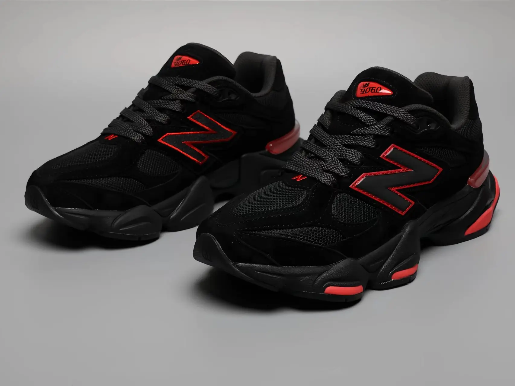 Black Red Retro Chunky Sneakers for Men Women, Suede & Breathable Mesh Upper, Oversized Cushion Midsole, Fashion Streetwear Dad Shoes for Daily Casual Outfits