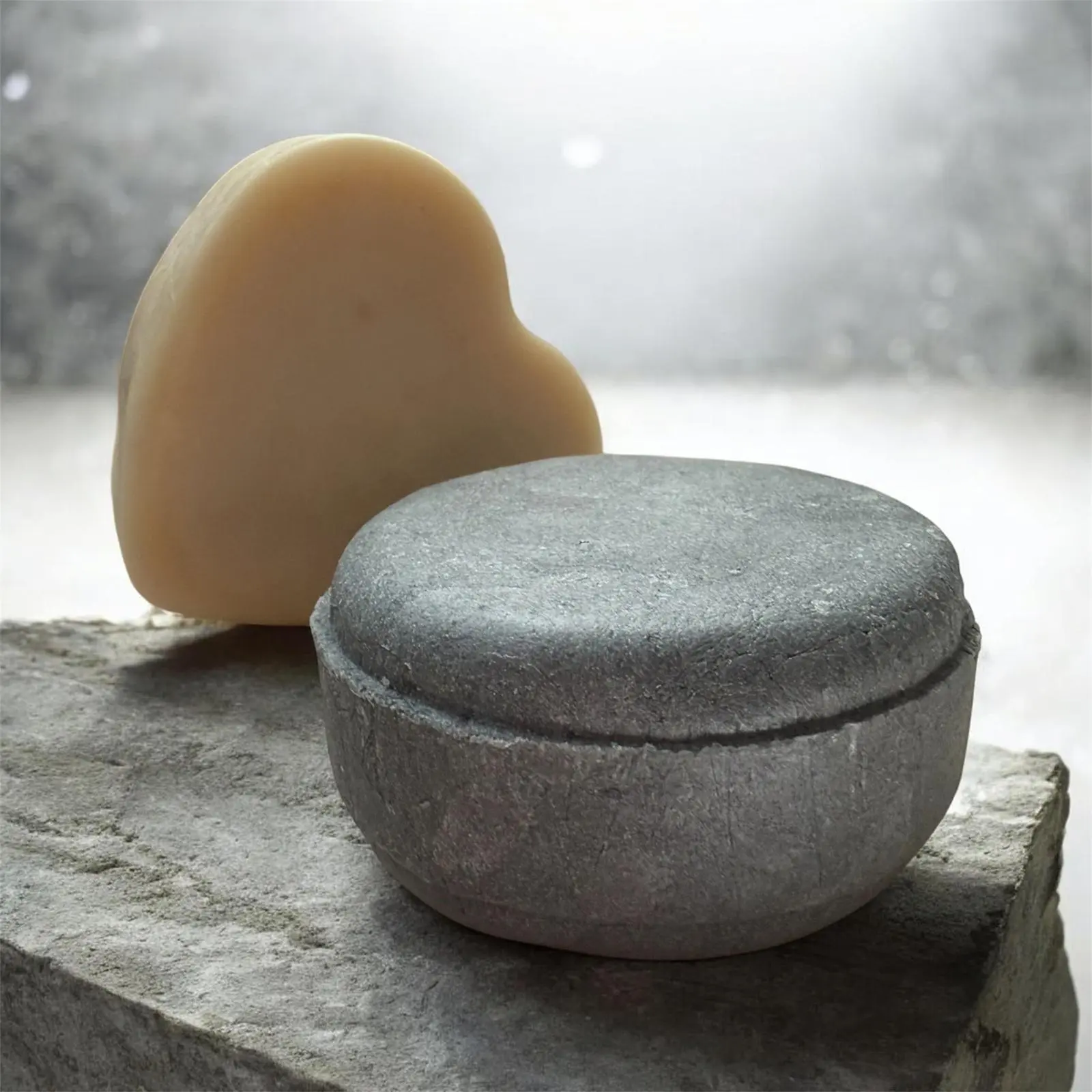 Green Clay & Activated Charcoal Solid Shampoo / Conditioner Bar