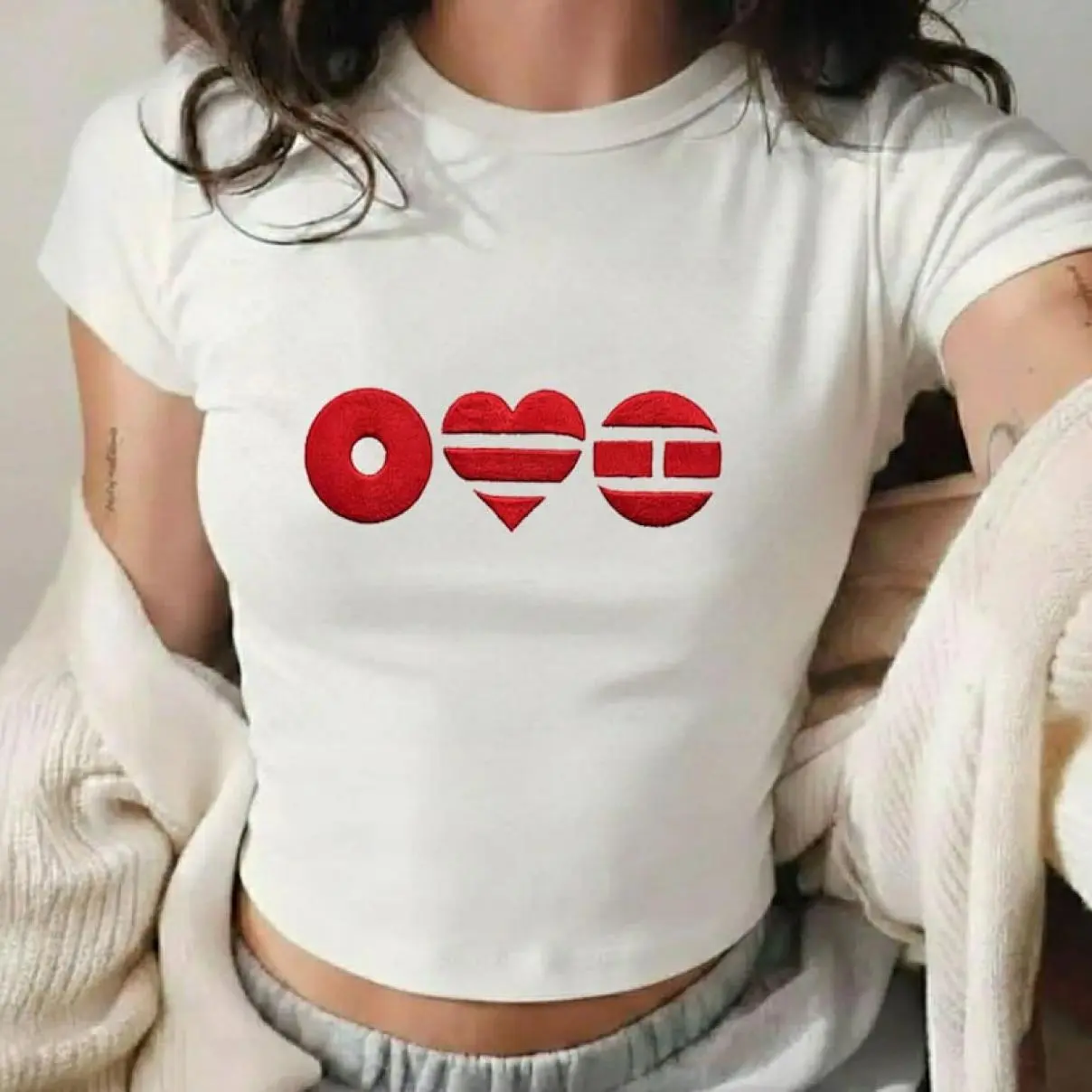 Embroidered Arirang Crop Tee, Fan Gift, Summer Outfit For Her