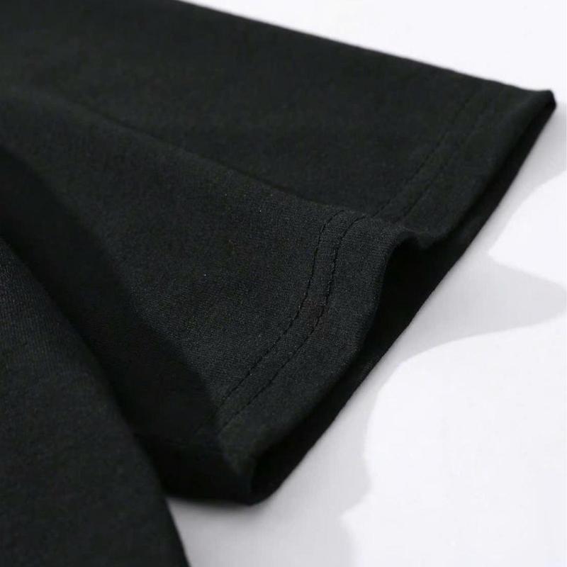 Ford Mustang GT 2005 T-Shirt with Black and White Muscle Car Graphic and Specs Design, White Soft Cotton Blend Shirt, Automotive Streetwear Vibe, for Men and Women, Gift for Car Enthusiasts and Mustang Fans