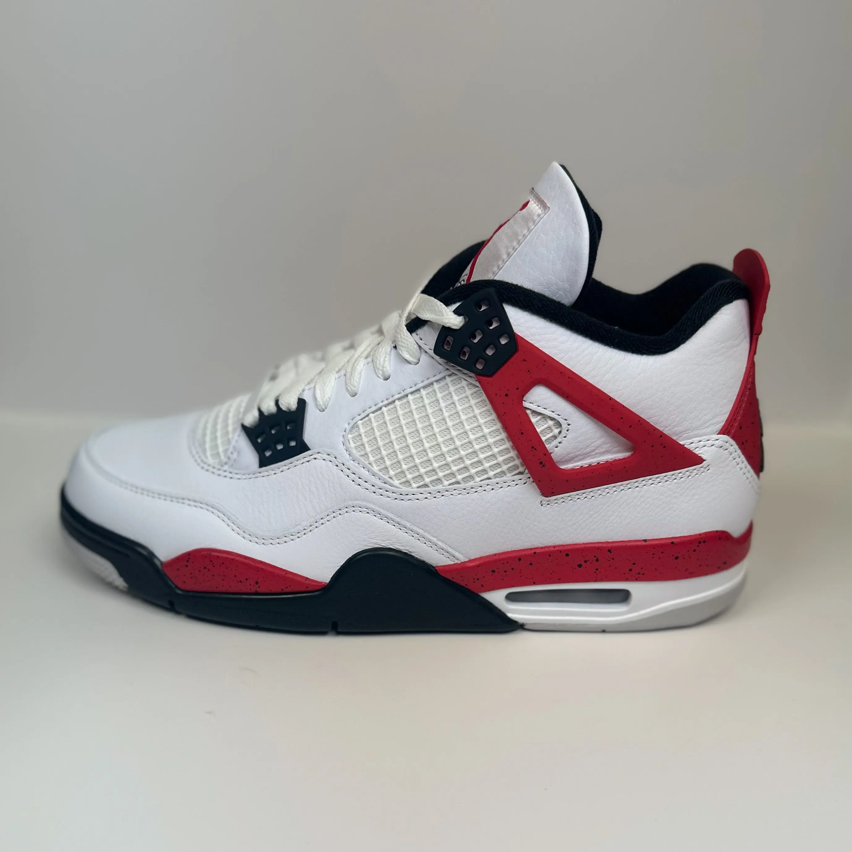 Nike Air Jordan 4 Retro Red Cement DH6927-161 Leather Sneakers Iconic Design & Modern Craftsmanship Men's Vintage Basketball Shoes