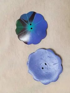 45mm scalloped blue green graphic 2 hole button