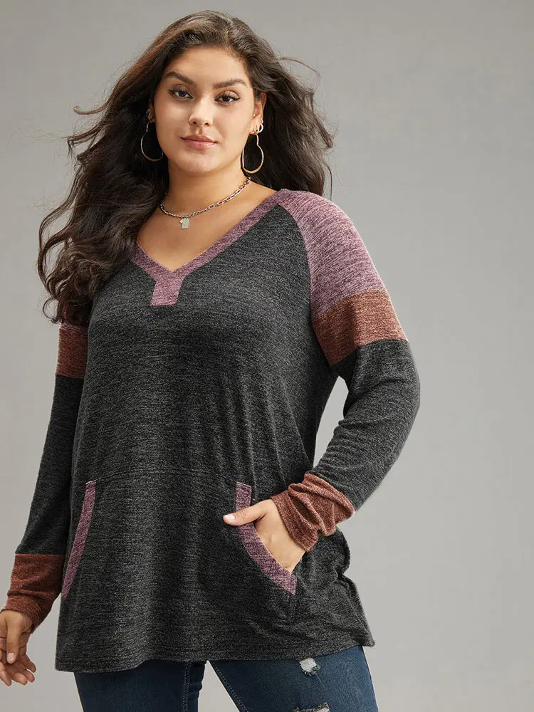 BLOOMCHIC Women's Plus Size Spandex Basic Long Sleeve T-Shirt - Contrast Pocket Raglan, Flat Fit, Streetwear Clothes, 2026 Mother's Day Pick [M-6X] for Summer Vibes,Summerfinds  Fabric Womenswear Garment