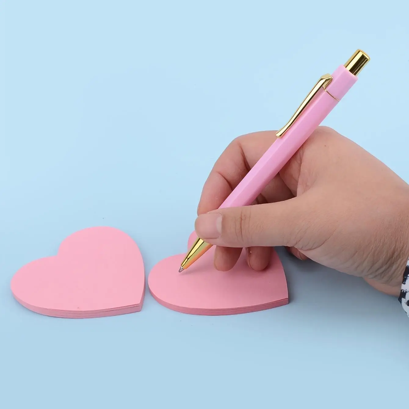 40 Sheets/count Heart Shaped Sticky Note, Portable Mini Durable Multipurpose Sticky Memo Pads, Sticky Note Pads for Home Office School