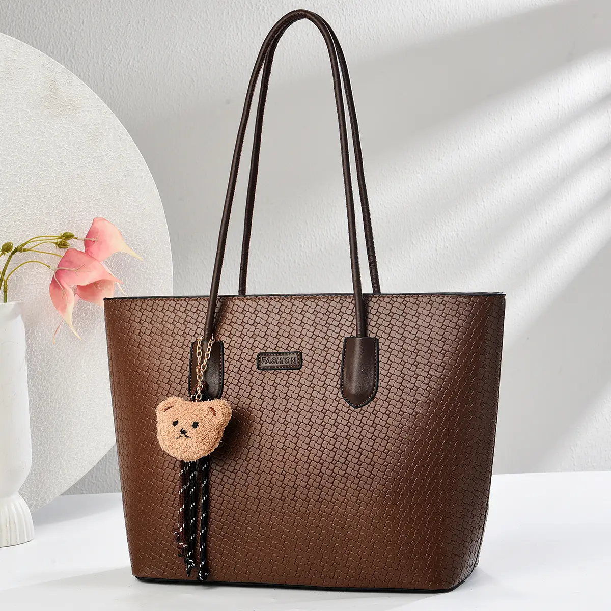 BIGWIG Women's Fashion Casual Large Capacity Bear Pendant Tote Bag, Suitable for Women's Work, Travel, High-end Shoulder Bag, Leather Wallet and Handbag