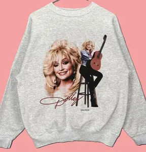 Dolly Parton with the guitar Dollywood Sweatshirt Unisex