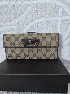 Pre-owned GUCCI canvas Small Leather Goods Preowned bifold wallet