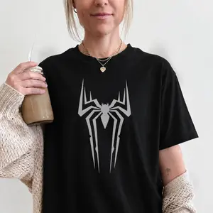 Spider Graphic T-Shirt for Men Women – Minimal Spider Streetwear Tee, Cool Spider Print Shirt, Trendy Urban Graphic Tee, Casual Fashion Street Style Unisex Graphic T-Shirt