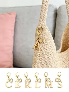 Elegant Love Letter Keychain, A-Z Alphabet Alloy Keyring, Classic Minimalist Bag Accessory, Fashionable Women's Car Keychain Gift, Keychain For Bags