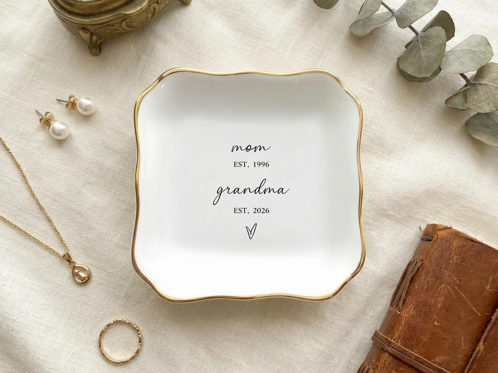 Mothers Day Gift for Grandma New Grandma Ring Dish Mom To Grandma Keepsake Grandmother Gift Nana Gift First Mothers Day Grandma Gift