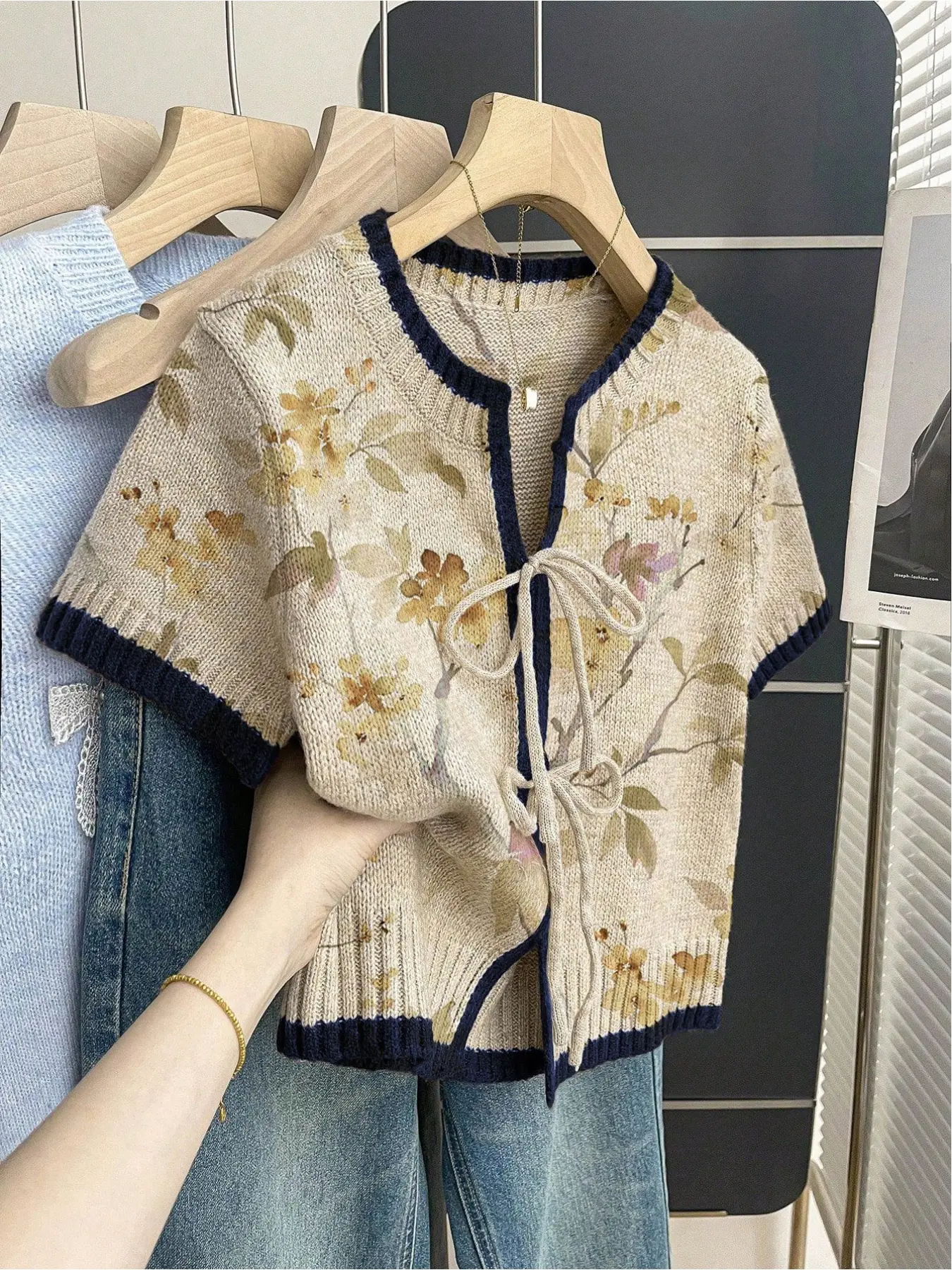 Women's khaki bohemian vacation short-sleeve knit top. Loose round neck, yellow gradient floral print, front tie and contrast piping. Comfortable for spring & summer casual wear. Casual Boho Soft Boho Cottagecore Blouse