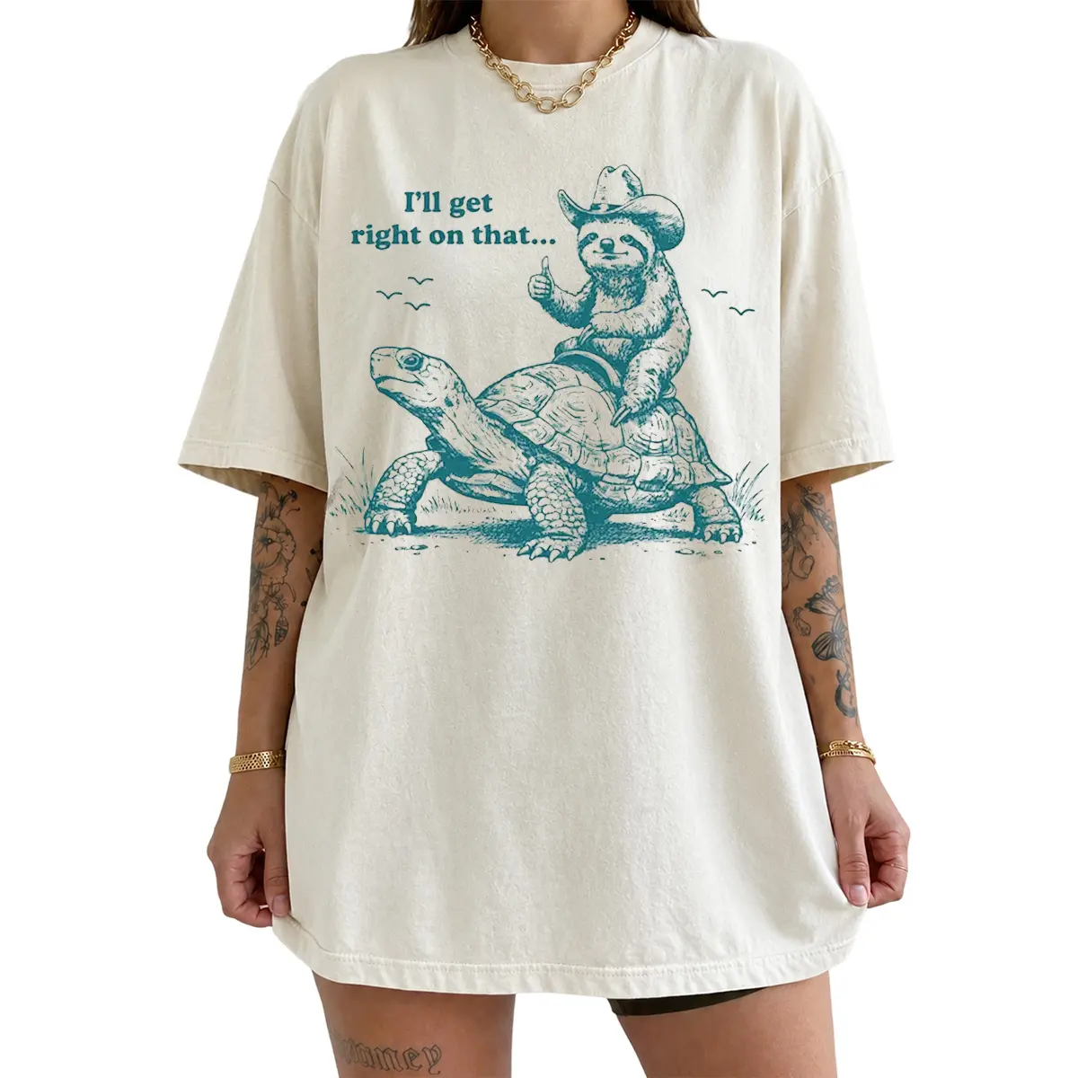 Sloth Riding Turtle T-Shirt, Funny Sarcastic Sloth Tee, I’ll Get Right On That Shirt, Cute Tortoise Meme Graphic Tee, Lazy Animal Lover Gift