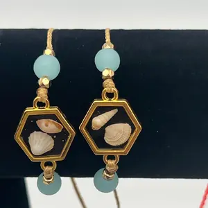 Mini seashell bracelet/gold tone-sand cord-aqua sea glass beading