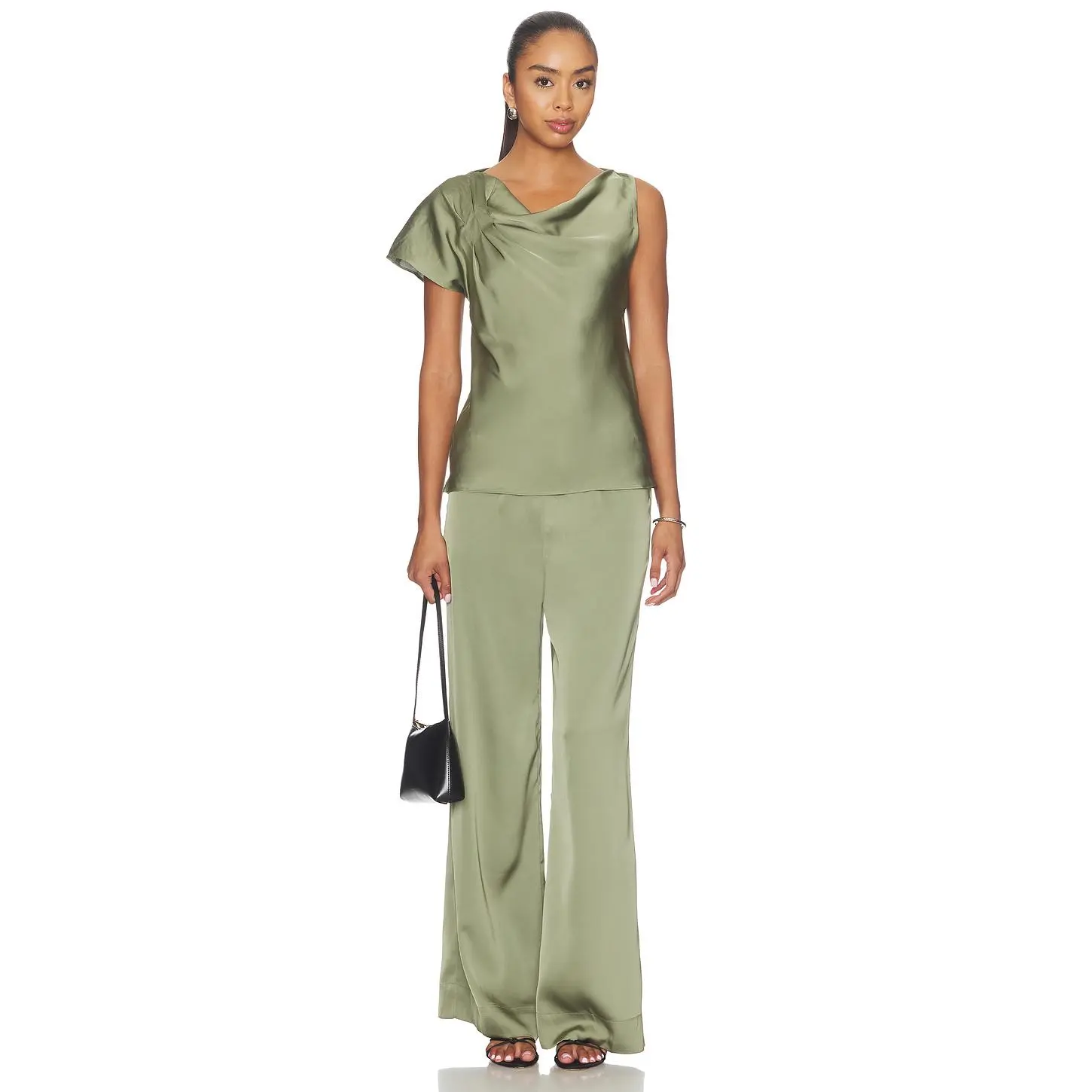 HEARTLOOM x REVOLVE Tangela Two Piece in Olive
