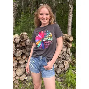 Be a Daisy Tee Women's Spring and Summer Tshirt