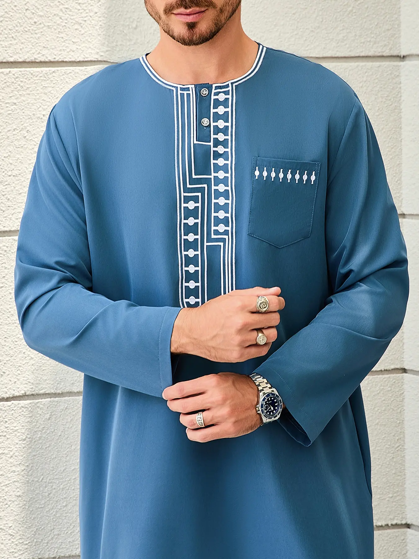 Men's Traditional Middle Eastern Robe For Men, Ethnic Style Geometric Embroidery, Blue Round Neck Long Sleeve with Pockets, Ramadan Festival Islamic Muslim Clothing, Traditional Arabic Robe