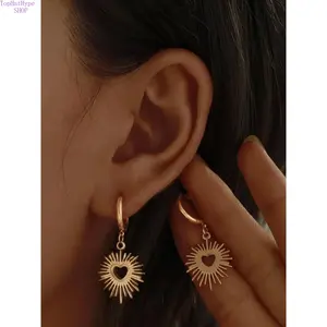 Women’s & Girls’ Vintage Heart‑Shaped Stainless Steel Earrings, Trendy Dainty Exquisite Jewelry, Versatile Stackable Accessory for Daily Casual Wear, Occasion Styling & Birthday Gift‑Giving