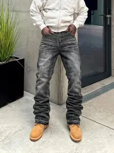 Men's Casual Loose-Fitting Jeans Pants, Pocket, Button Fly Closure, All-Season Wear, Plain Pattern, Stylish Streetwear, Denim Jeans for Everyday Use