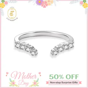 Moissanite Flowing Light Open Band Ring Wedding Engagement Anniversary Valentine's Day Romantic Elegant Gift Daily Wear men's jewelry mothersdaygift