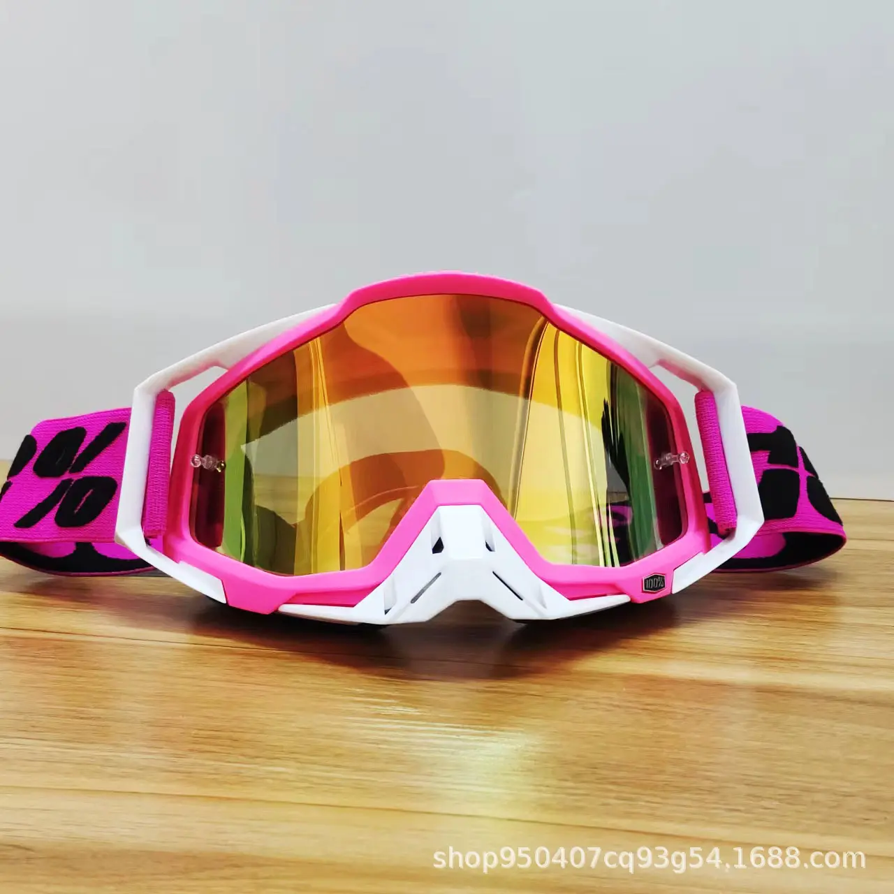28 Pink Frame White Nose   Red Film