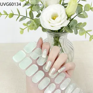 Mystical Emerald Cat Eye Magnetic Nail Art, Deep Forest Gemstone Color, Elegant Vintage Style, Single Item Pack