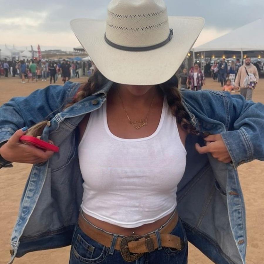 Y2K White Ribbed Knit Tank Top, Sleeveless Basic Crop Cami, Slim Fit Stretch Casual Streetwear, Versatile Summer Layering Essential for Women