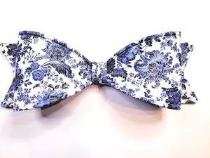 Blue White Chinoiserie Fabric Bow