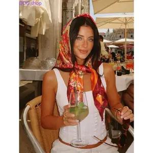 Vintage Floral Satin Square Scarf Multifunctional Printed Silk Headscarf Versatile Hair Band Neck Scarf Bag Ribbon Waist Belt Women Fashion Accessory for Spring Summer Beach Travel Daily