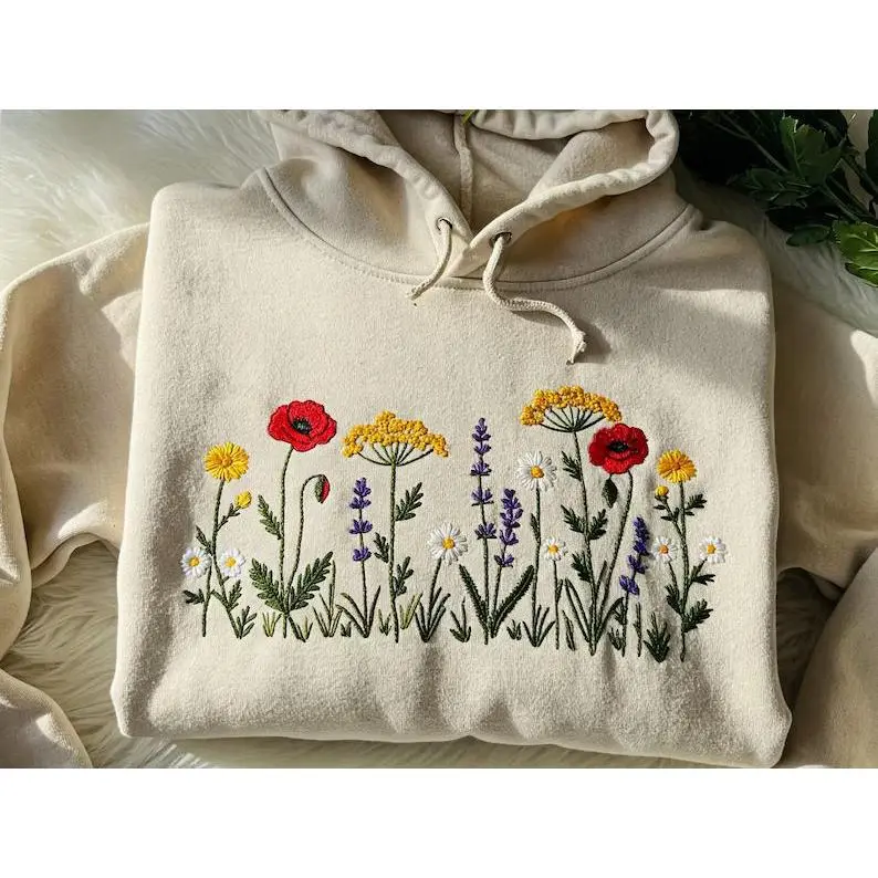 Embroidered Sweatshirt with Daisy and Wildflower Design, Cozy Green Pullover for Women, Floral Crewneck Aesthetic Gift for Her, Mother Day