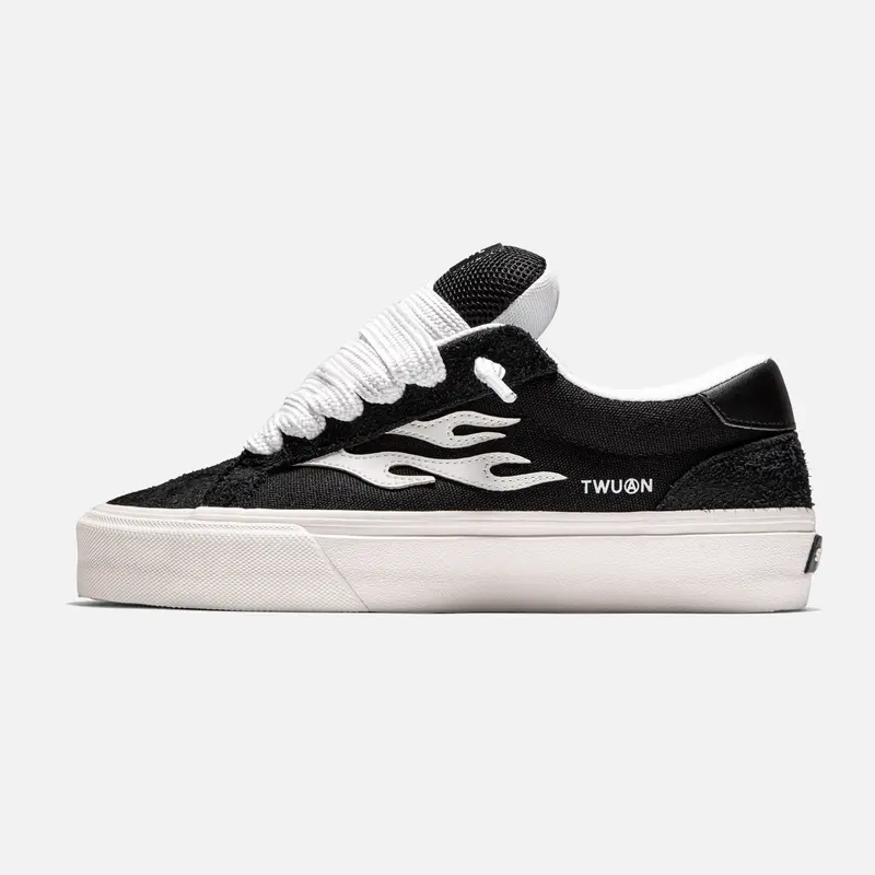 LOGAN PUFF - BLACK
