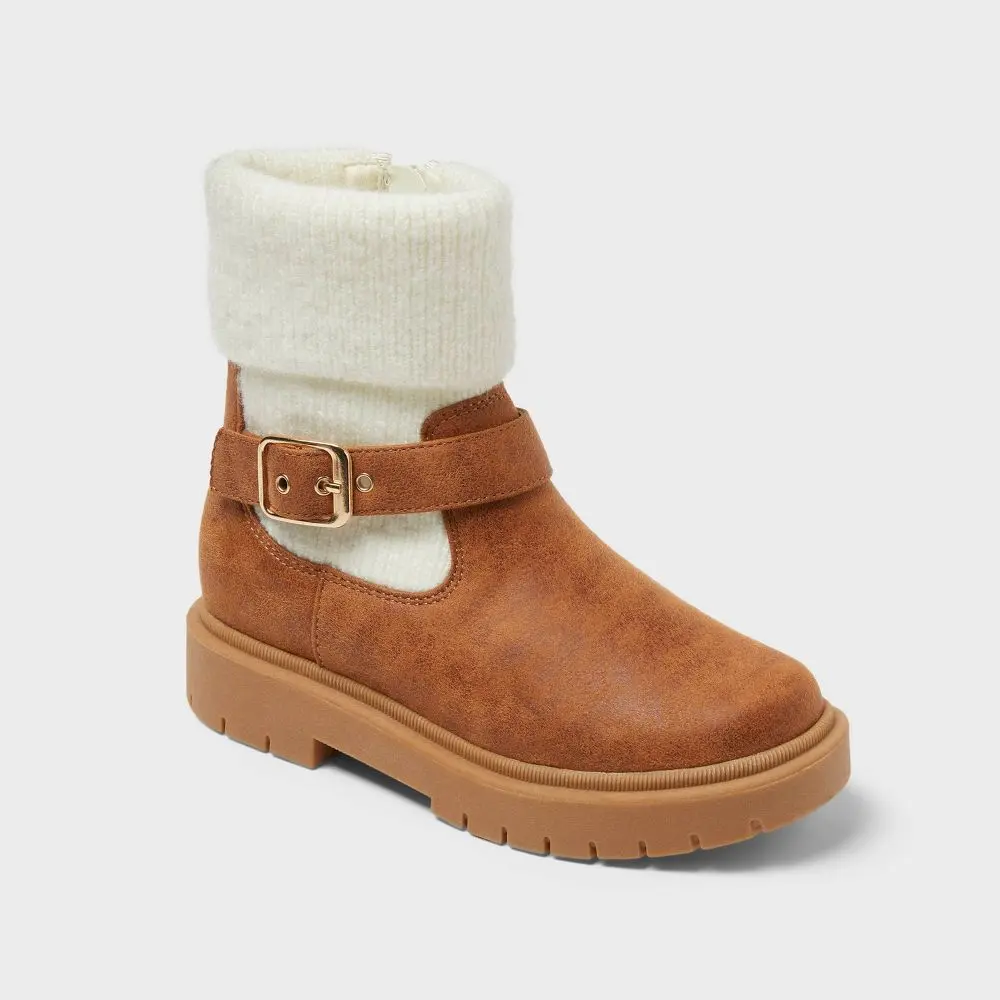 Girls' Lug Sole Boots - Cat & Jack