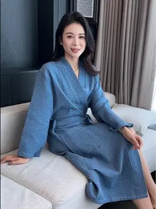 Cotton Waffle Bathrobe With Pockets Quick Dry Luxury Spa Robe for Men Women
