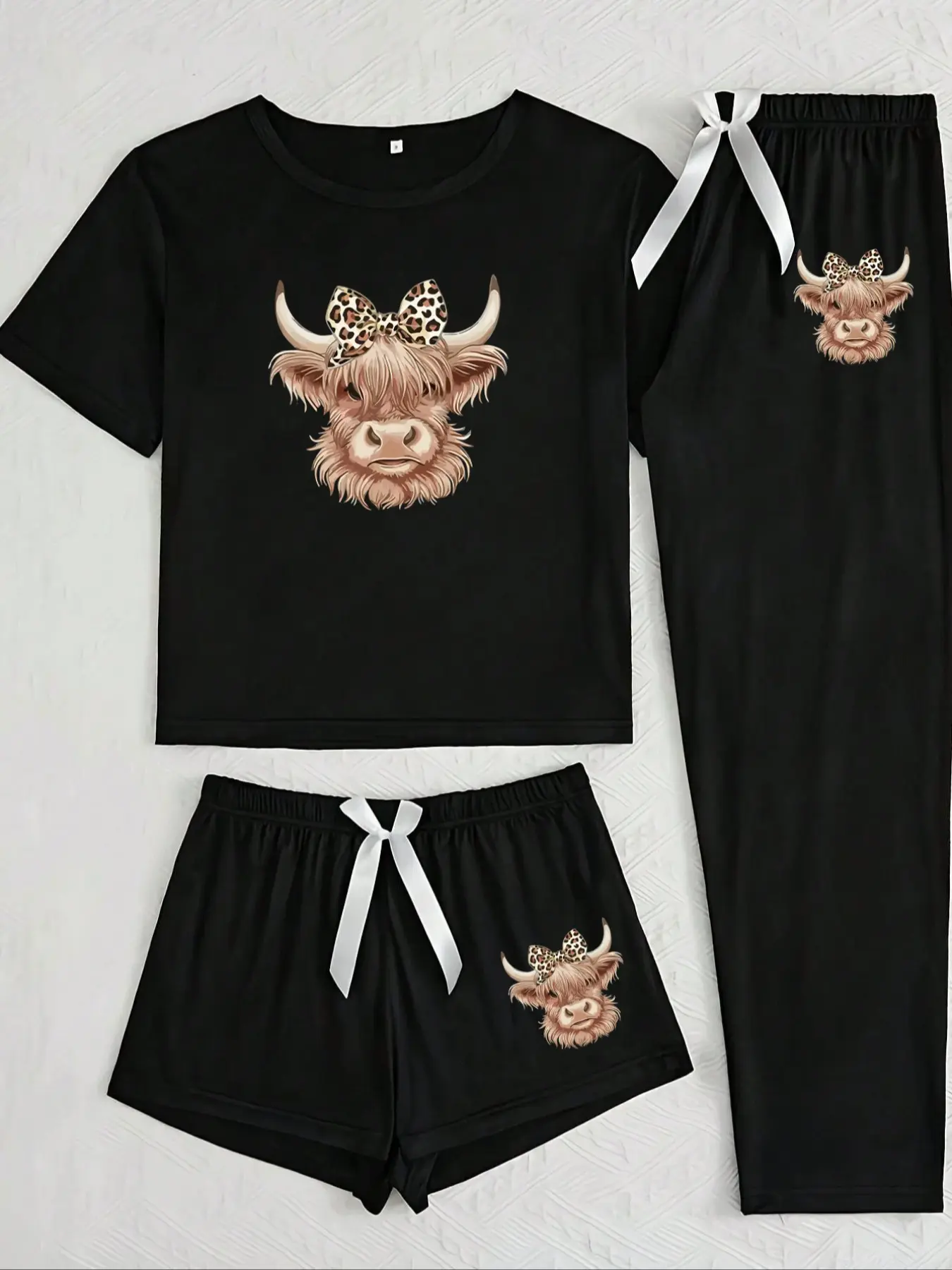Women's Short Sleeve 3-Piece Matching Pajama Set with Highland Cow Print Animal, Casual Comfortable Sleepwear Loungewear Pyjamas Set for All Seasons, Fitted Knitted Fabric
